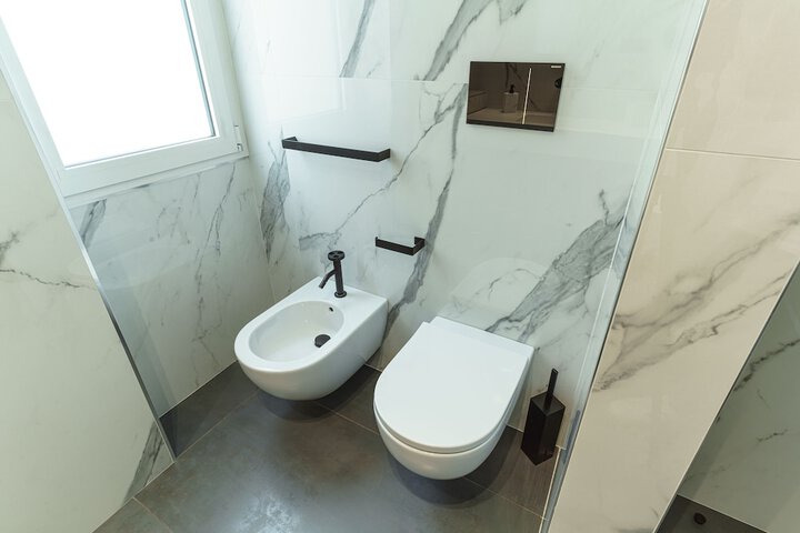 Clean Restrooms