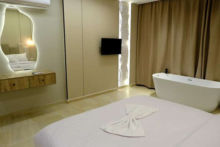 Room 60 of 112