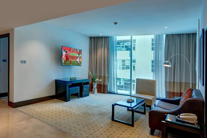 Room 114 of 211