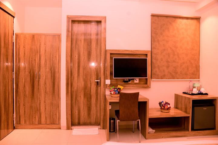 Room 19 of 40