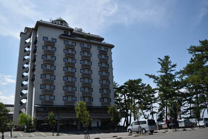Exterior of Hotel Castle Inn Isemeotoiwa