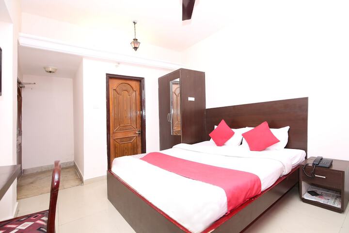 Room 15 of 24