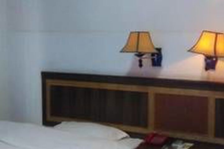 Room 26 of 36
