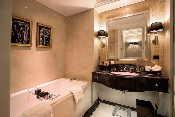 Room 21 of 65