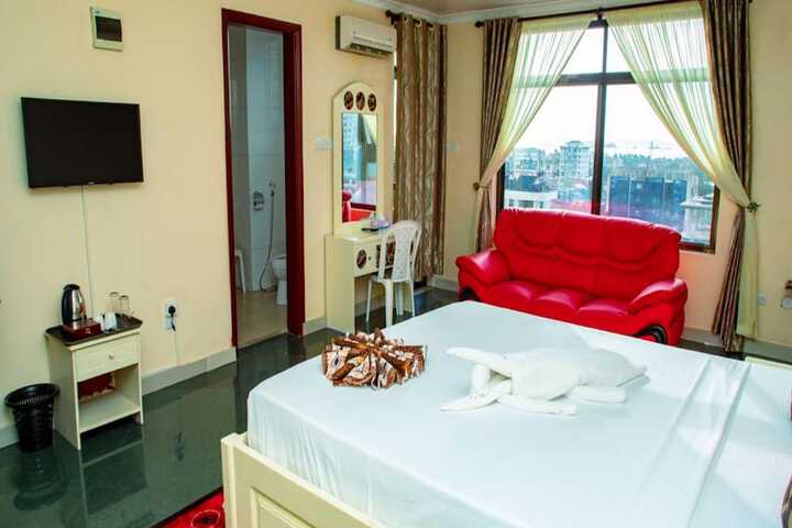 Room 17 of 67