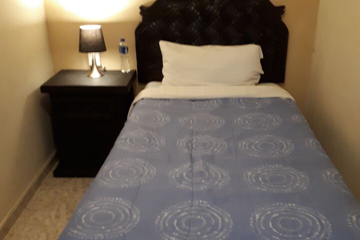 Room 49 of 94
