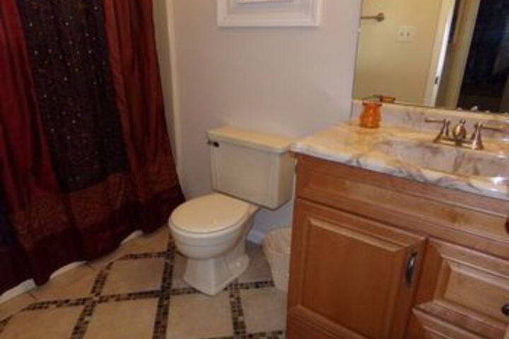 Room 3 of 20