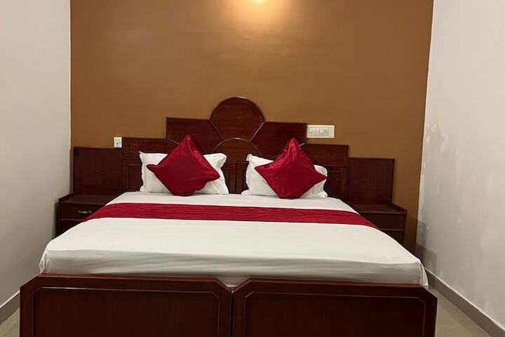 Hotel 6 of 17