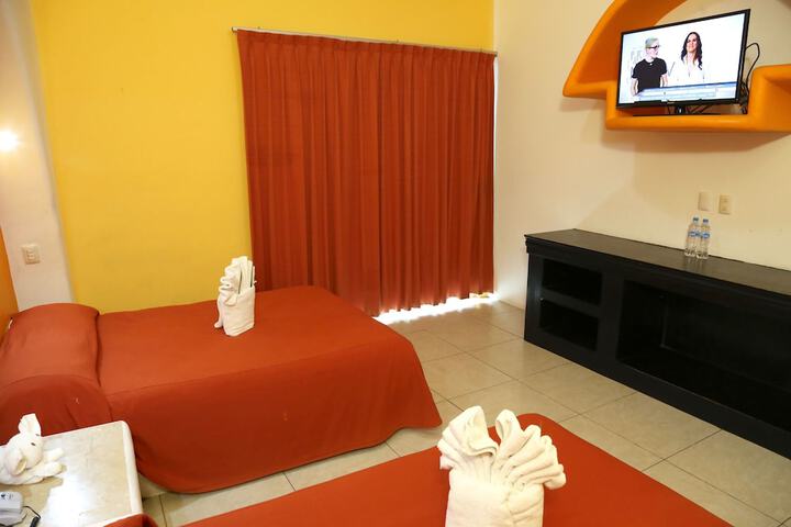Room 10 of 37