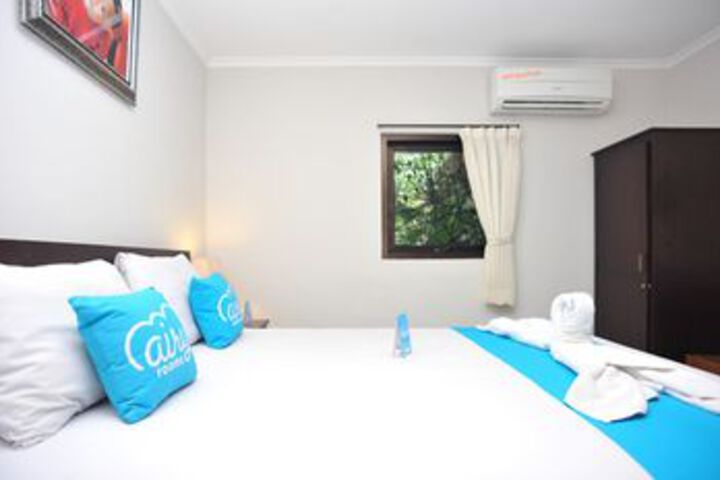 Room 12 of 22