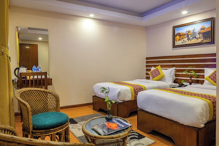 Room 6 of 26