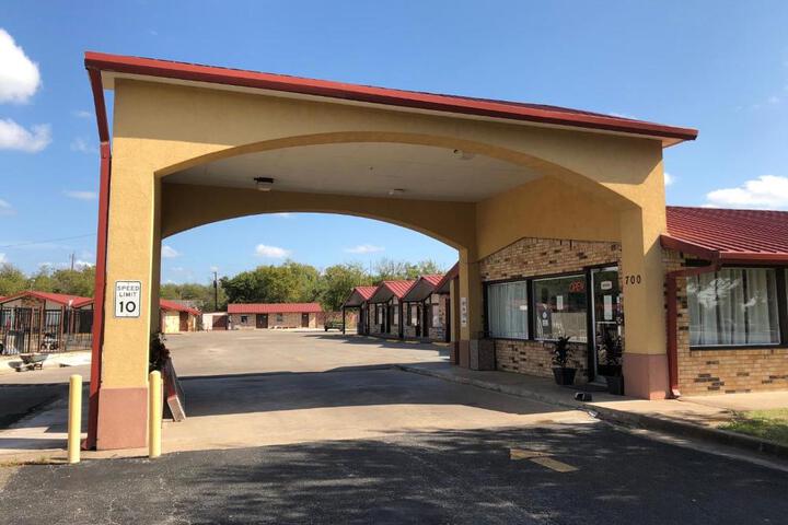 Kings Inn Mexia