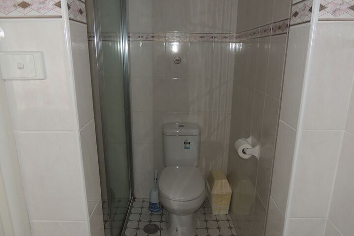 Room 70 of 99