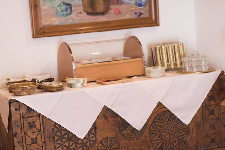 Breakfast/Coffee Service 46 of 55