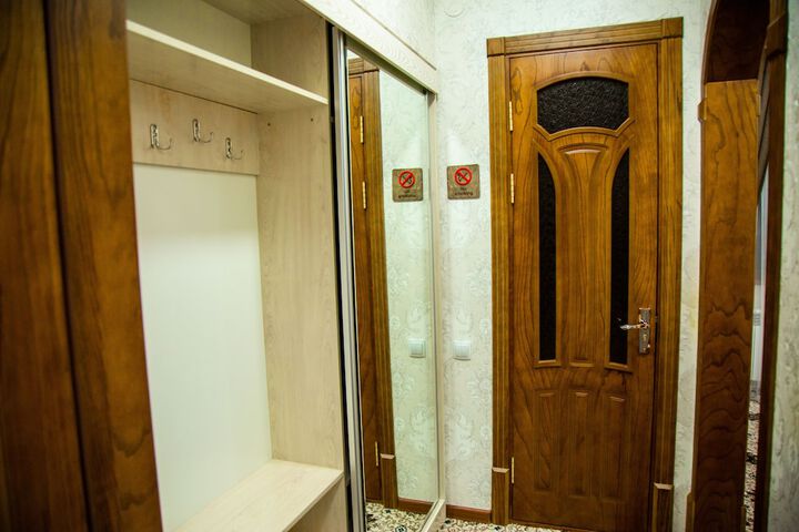 Room 7 of 17