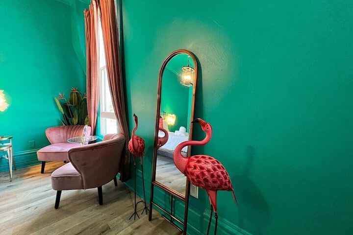 Room 36 of 181