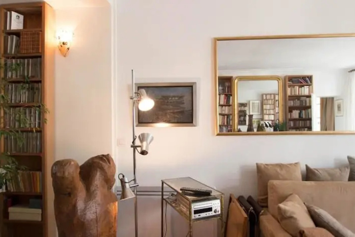 Room 3 of 22