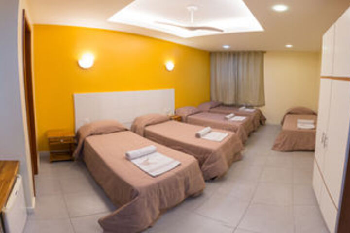 Room 50 of 78