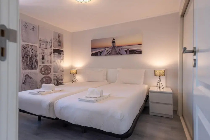 Room 5 of 23