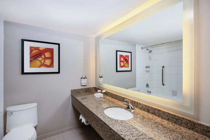 Room 15 of 53