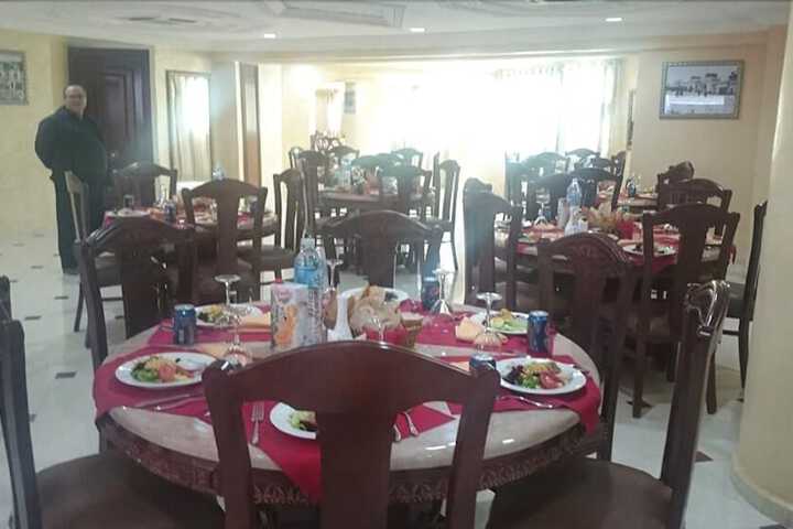 Dining 19 of 30