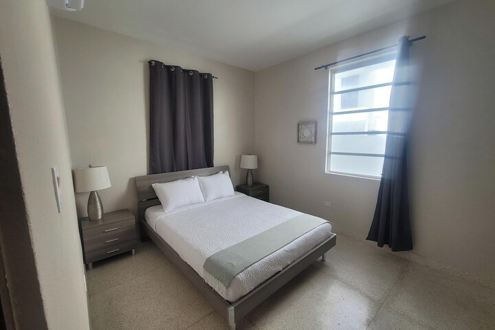 Room 8 of 31