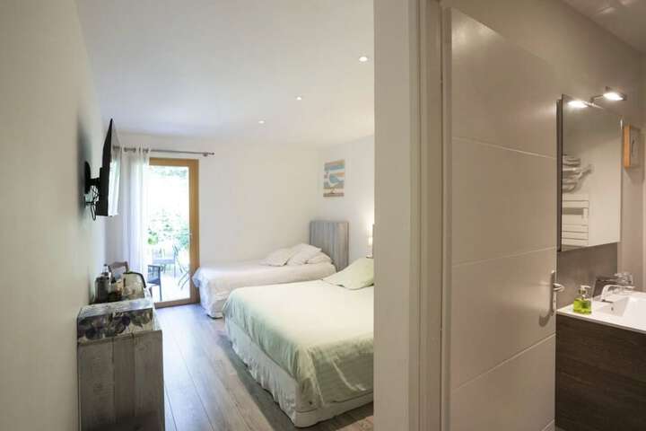 Room 15 of 89