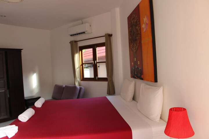 Room 3 of 71