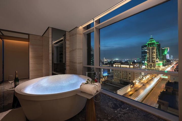 Room 54 of 90