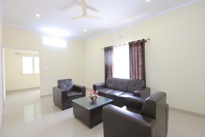 Room 3 of 20