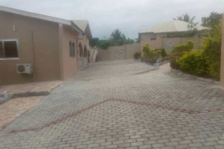 Property Grounds 4 of 10
