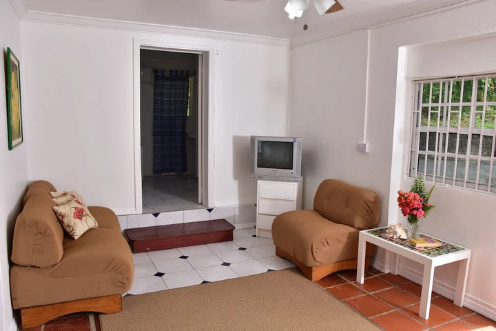 Room 2 of 20