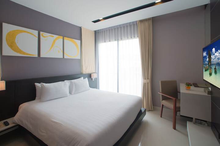 Room 5 of 91