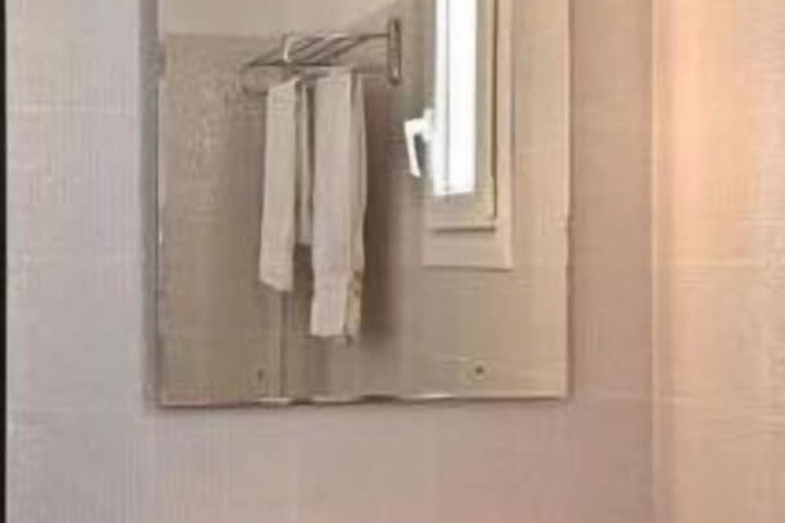 Room 67 of 119