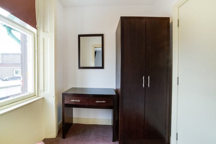 Room 19 of 55