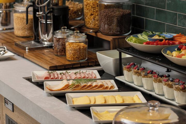 Breakfast/Coffee Service 60 of 64
