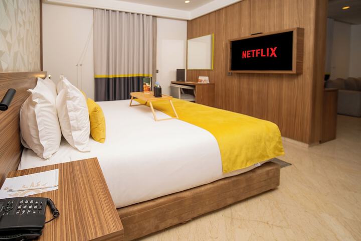 Room 18 of 32