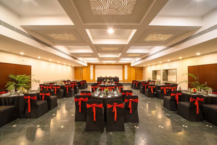 Ballroom/Hall 69 of 86