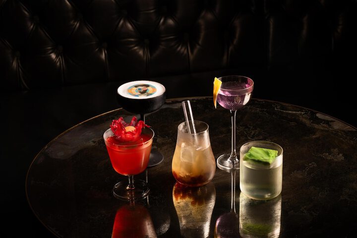 Lounge 62 of 70