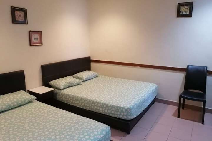 Room 22 of 49