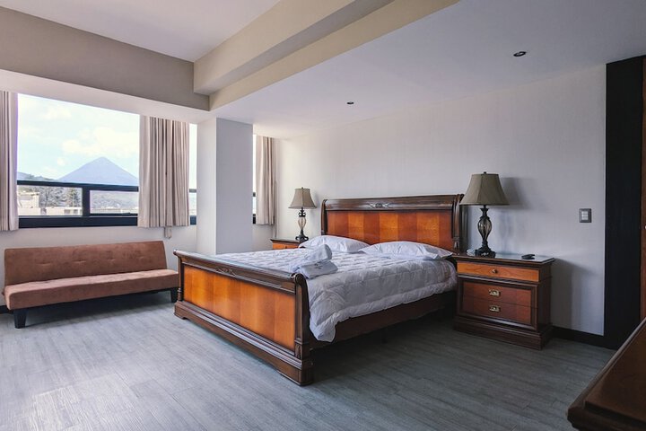 Room 28 of 51