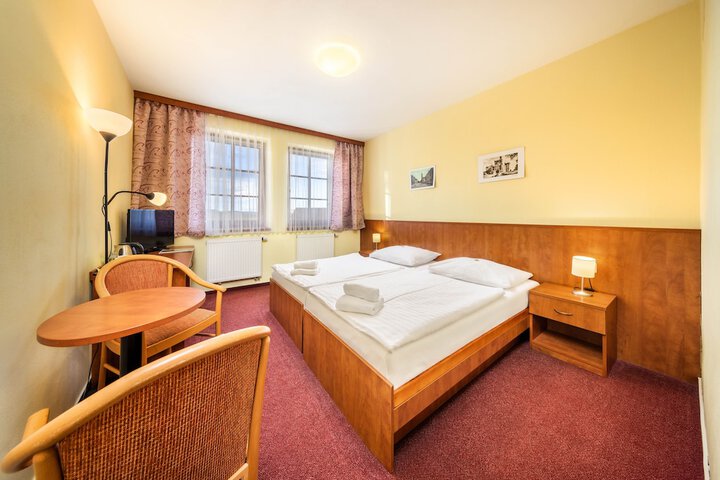 Room 12 of 46