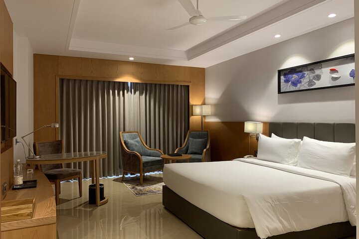 Room 16 of 119