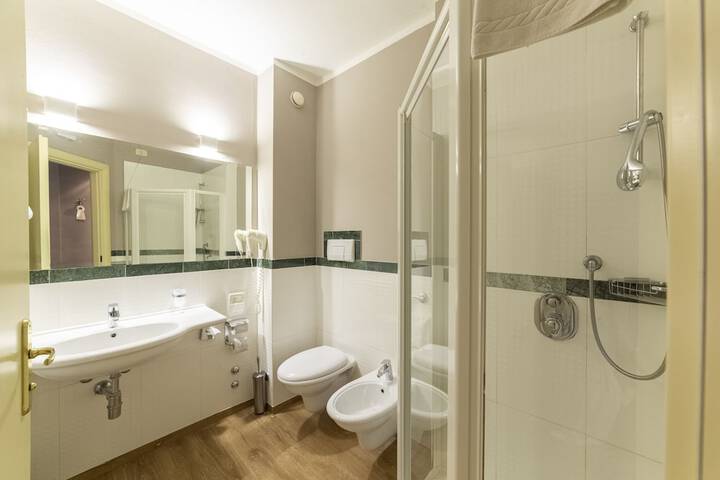 Bathroom Interior Photo