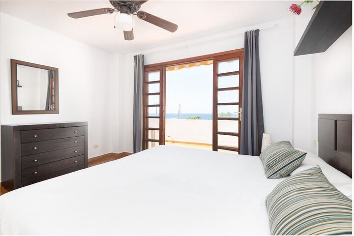 Room 18 of 29