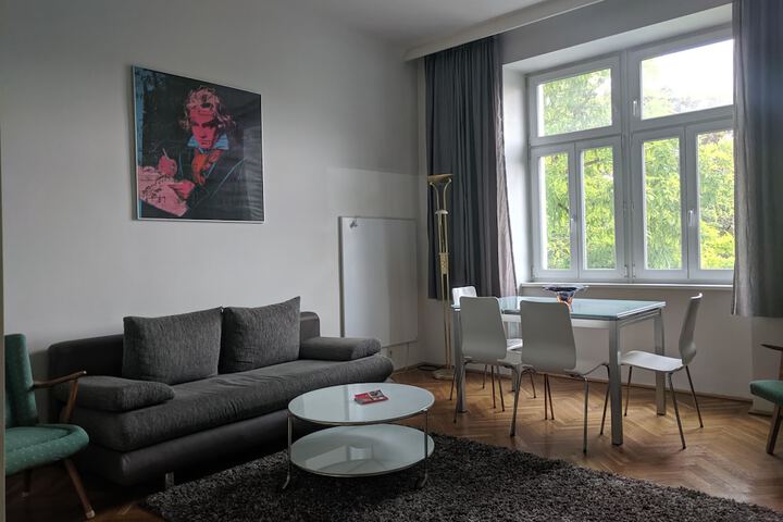 Room 64 of 108