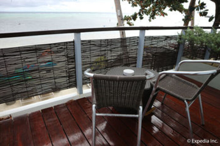 Terrace/Patio 33 of 34