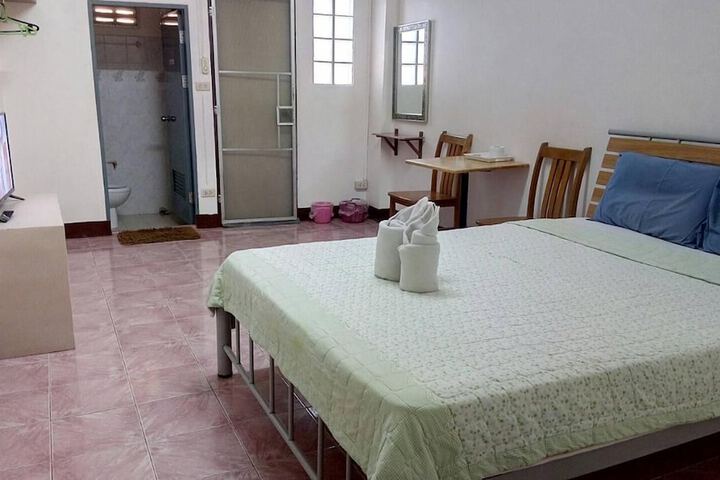 Room 10 of 46