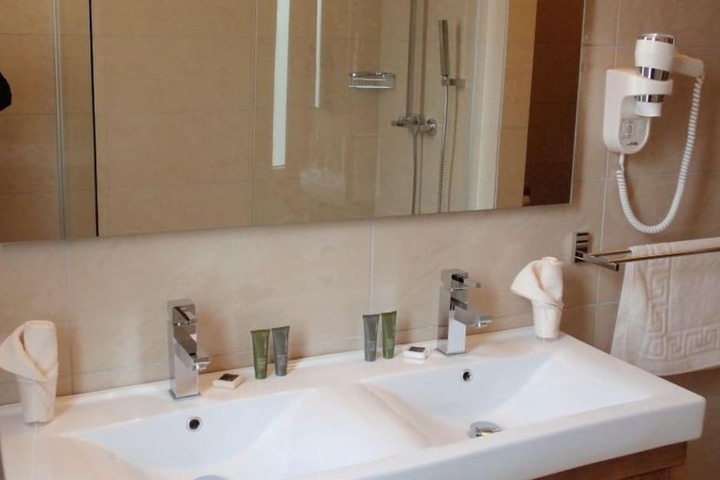 Clean Restrooms