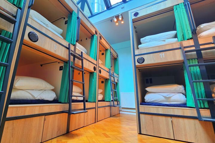 Room 15 of 46